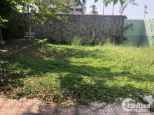 CẦN TIỀN KINH DOANH NÊN BÁN GẤP LÔ ĐẤT Ở ngay UBND Thị Trấn Tân Túc