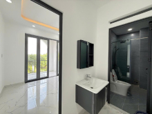 Gia đình cần bán căn nhà ngay MT #Đinh_Đức_Thiện -1 trêt 2 lầu 4pn,2vs,shr,780tr