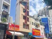 TOÀ NHÀ 240 CAO THẮNG,1 TRỆT,1 LỬNG, 6LẦU GIÁ 45 TỶ LH 0906979786