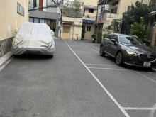 Thiếtkế theokiểu Nhật, 3.9m ngang 32m2, 3 tầng 3pn3wc. Sânthượng balcon sân đểxe