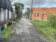 cần bán lô đất ngay trung tâm Mỹ Hạnh đường nhựa hoa vàng vào 150m