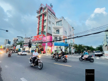 BÁN NHÀ GÓC 2 MẶT TIỀN – ĐƯỜNG PHẠM VĂN THUẬN – GẦN VINCOM BIÊN HÒA

 Nhà 1 trệ