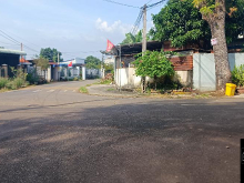 LÔ GÓC 2 MẶT TIỀN CÁCH CHỢ 1.2KM ĐƯỜNG NHỰA LỚN NGANG 7M 