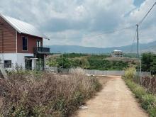 nhà cần bán tại phuonghwf 9 thành phố đà lạt