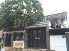 Cần Bán Căn Nhà Sân Vườn rộng rãi thoáng mát, nhà chính chủ hóc môn