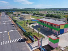 Còn 2 lô góc Đức Phát 3 giá 850tr. Sổ sẵng công chứng ngay. LH 0986000849 xem sổ