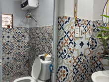 NHÀ MẶT PHỐ LÊ VĂN LINH, HOÀN KIẾM: 49m - 5T - Mt: 4,2m - giá 45 Tỷ - Ô TÔ