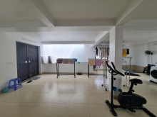 BÁN ĐẤT TẶNG NHÀ MP NGUYỄN KHANG - 200M - GIÁ THỎA THUẬN