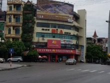 Cho thuê mặt bằng tầng 3 tòa nhà Lotteria - Trung tâm thành phố Cẩm Phả.