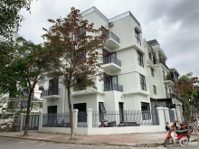 Cho thuê nhà làm nhà nghỉ ở KĐT Phùng Khoang: 110m2 x 5T, 1 hầm, 15 phòng giá