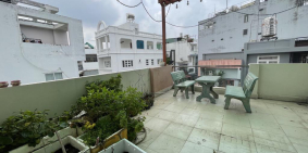 nhà 3 tầng mới đẹp ở ngay đường số 11 bình tân giá 5 tỷ hơn hẻm xe tải 