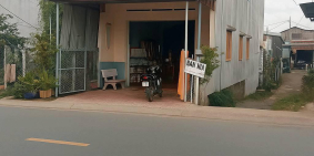 Bán nhà mặt phố.vi trí đắc địa.Gan chợ.Gan bên phà.Duong lớn thuận lợi kinh doan