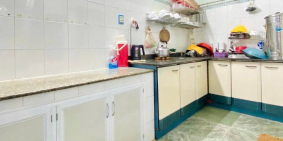 ngang hơn 4m, 4 tầng, 65m2, 3pn4wc. Hẻm 7m. Một đời chủ. Pháp lý chuẩn. HC đủ @