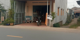 Bán nhà mặt phố.Nha 1 trệt 1 lâu.Gan chợ.Gan bên phà đường lớn Thuận lợi kinh do