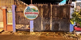 Đường nhựa 8m -  2295 Huỳnh Tấn Phát - 5.5 x 20 - 7tỉ9 thương lượng.