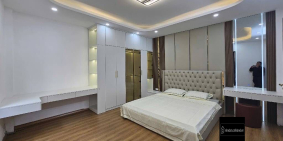 BẠCH MAI 35m 5 tầng - NGÕ ĐẸP GẦN PHỐ - THANG MÁY - FULL NỘI THẤT- Ở LUÔN

