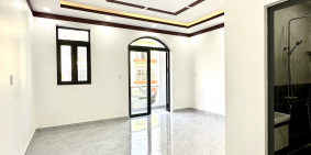 bán nhà gần cầu lớn, 5x26m đường nhựa ở, buôn bán, giá 3.3 tỷ