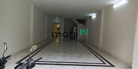 Nhà phố: Cho thuê nhà mặt phố Trương Định. DT 75m2, 5 tầng, thang máy, giá 45tr