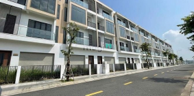 Bán nhà riêng: Cần bán giá rẻ căn Nhà phố xây sẵn 4 tầng, dự án T&T City Millenn