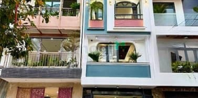 Bán nhà riêng: Nhà có thang máy 1 sẹc đường TX 25, DT:4x19M, Lửng, 3Lầu, 4PN, p.