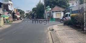 Bán nhà riêng: SÁT MT DƯƠNG ĐÌNH HỘI - DT 100m2- Chỉ 8tỷ Nhà 2 Lầu - 4 PN