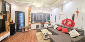 Bán nhà riêng: Bán Mặt Phố Hoàng Cầu- Trung tâm Đống Đa- Kinh doanh - 215m- Hơn 