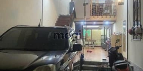 Bán nhà riêng: Nhà Đẹp Phan Đình Giót , Dt 78m2 ,Giá hơn 15tỷ ,oto ,Thang máy ,L