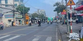 Bán nhà riêng: - Bán Toà Nhà Hầm Hầm 5 tầng 700m2  Siêu Khan Hiếm MT Đặng Văn Bi