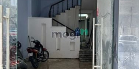 Bán nhà riêng: GẤP 50 tỷ! Bán MT ngang LỚN 8m ngay Đ. Trường Sa Q. PN - 4 Tâ