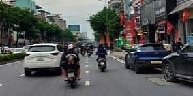 Bán nhà riêng: Bán nhà phố Nguyễn Văn Cừ 80m²- 7 tầng- Ô TÔ- NỘI THẤT ngõ thông