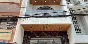Bán nhà riêng: Bán nhà MTKD ngay chợ p.10, Q.6. 4 tấm, giá 13,5 tỷ.