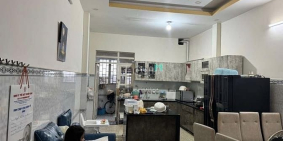 Bán nhà riêng: Mặt tiền P2 Q6, 132m2 4 tầng ngang 4.75 nở hậu, có dòng tiền, 26 