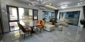 Bán biệt thự: Giá đầu tư, Bán nhà Việt Hưng, 5 tầng Gara oto , 55m2 - MT 5.35m