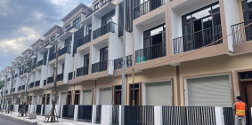 Bán nhà phố dự án: Bán căn nhà phố thương mại (shophouse) tại siêu thị dự án 267