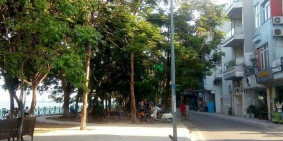 Bán nhà riêng: Tòa nhà 6 tầng thang máy mặt phố Vệ Hồ. DT 120m2, 45 tỷ. Kinh doa