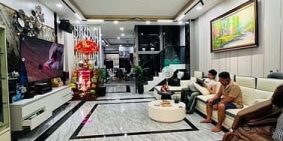 Bán nhà riêng:  Nhà phố 4 tầng có thang máy – gần mặt tiền Nguyễn Bình