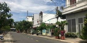 Bán biệt thự: Ngộp Ngân hàng GIẢM 8 TỶ bán gấp. Nhà MT đường số 3 - Quận 2. DT: 