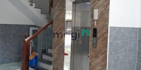 Bán biệt thự: CHDV mặt tiền Quận Tân Phú kề bên Eon Mall, 100m2, 6 tầng thang má