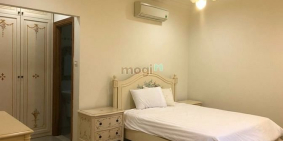 Bán biệt thự: Cần bán nhà đường Quốc Hương - Thảo Điền- Quận 2. DT: 4x17, Giá: 1