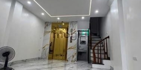 Bán nhà riêng:  "Chấn động Trần Phú – 5T - Thang máy, Ô tô ngủ trong nhà, chỉ 1