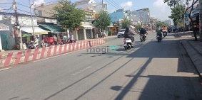 Bán biệt thự: Mặt tiền đường Huỳnh Tấn Phát, kdbb tuyệt vời. 7*29, nở hâu, hơn 1