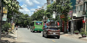 Bán biệt thự: KHÁCH SẠN KDC Nam Long Hà Huy Giáp ngang 9m 7 lầu 180m2 26PN chỉ 2