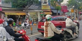 Bán biệt thự: Nhà mặt tiền Huỳnh Tấn Phát, TT N.bè. Ngang rộng nở hậu. 88 tr/m2