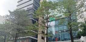 Bán nhà riêng: Bán MP Nguyễn Văn Cừ- Vỉa hè rộng - Kinh doanh - 185m - MT 7.5m- 