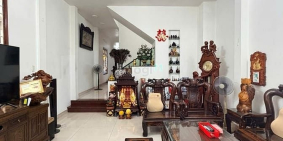 Bán biệt thự: BÁN NHÀ mặt tiền đường xe tải Quận 2 nhà 3 tầng ngang 6.15M sân đậ