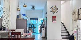 Bán nhà riêng: Bán Nhà 1 Trệt 2 Lầu Đường Tân Hòa 2 Phường Hiệp Phú, Quận 9 Cũ