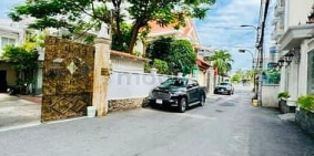 Bán nhà riêng: Bán toà nhà 5 lầu 17 phòng (5x27) 496/15 DƯƠNG QUẢNG HÀM P6 Gò Vấ