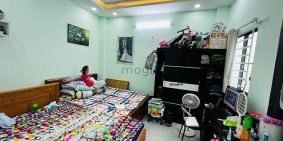 Bán nhà riêng: Nhà Gò Vấp giá rẻ Trần Bình Trọng căn góc 3 tầng BTCT.