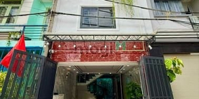 Bán nhà riêng: Nhà đường Thạnh Xuân 25, DT:4x13M, Lửng, 3Lầu, 4PN, Sân thượng, Q