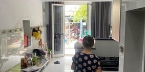 Bán nhà riêng: Nhà bán p.13, bình thạnh nguyễn xí ngang 3,5m dài 8m 3 tầng lầu